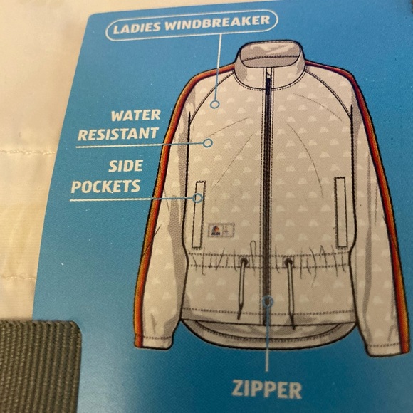 New Aldi gear large windbreaker - Picture 2 of 7